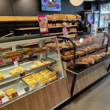 Bakker Bart Oosterhout belegde broodjes & meer