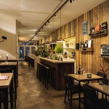 ZIES wijnbar • bistro • boutique hotel
