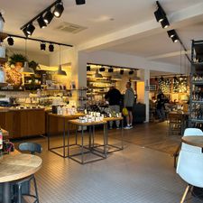 Chocolate Company Café