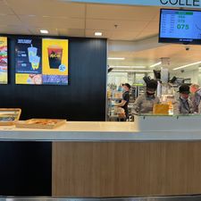 McDonald's Airport Schiphol Lounge 3