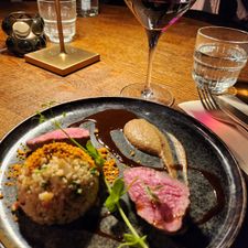 Rooftop Merckt Eten & Drinken