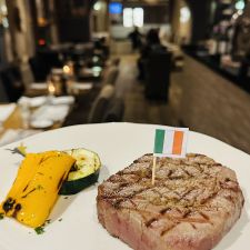 Steakhouse The Golden Bull