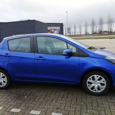 Avis Autoverhuur Leiden