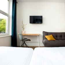 i hotel