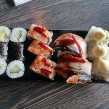 Miru Sushi & Grill
