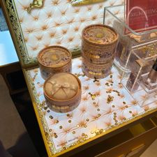 Parfumerie Douglas