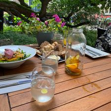Eet-Lokaal | Café, Restaurant & Zalen