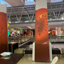 McDonald's Airport Schiphol Lounge 3