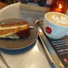 Douwe Egberts Café