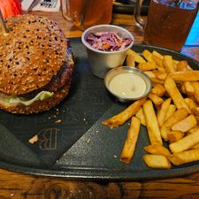 Beers & Barrels - Breda