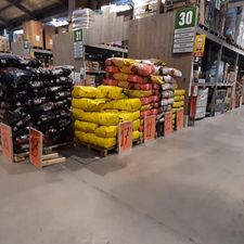 HORNBACH Bouwmarkt Breda