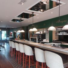 Restaurant, Hotel & Spa Savarin