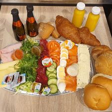 Bakker Bart Leeuwarden belegde broodjes & meer