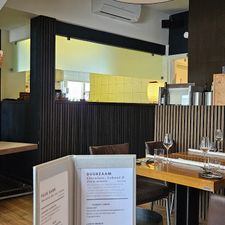 Puur Sanh Restaurant