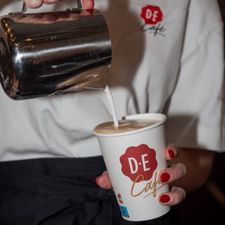 Douwe Egberts Café