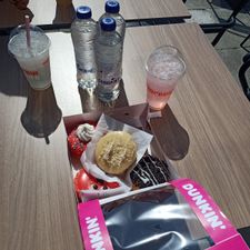 Dunkin' Goes