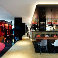 citizenM Schiphol Airport Hotel