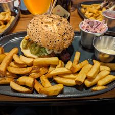 Beers & Barrels - Breda