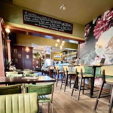 NielZ Café Restaurant