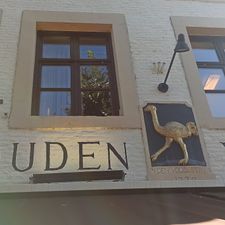 Café In Den Ouden Vogelstruys