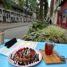 Heart-Garden Waffles & Coffee