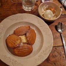 Bistro Madeleine