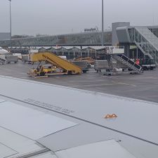 Hertz Autoverhuur - Eindhoven Airport