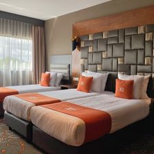 XO Hotels Park West
