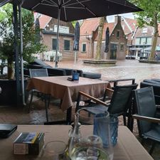 Spui76