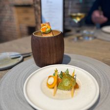 Brut 172 by Hans van Wolde