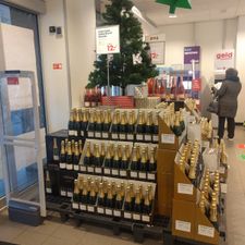 HEMA