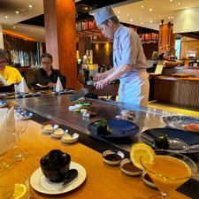 Hosokawa Teppanyaki en Sushi restaurant