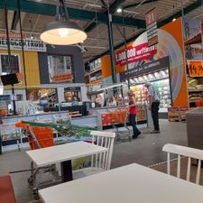 HORNBACH Bouwmarkt Tilburg