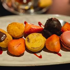 Bistro-Bar DOK