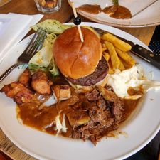 Café Restaurant Rootz