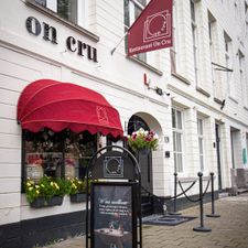 Restaurant On Cru