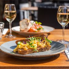 Café Restaurant Rootz