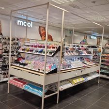 HEMA
