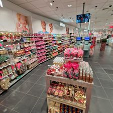 HEMA