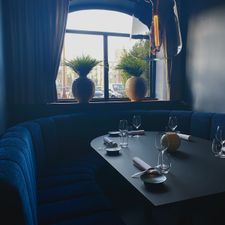 Restaurant On Cru