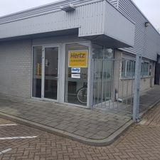 Hertz Autoverhuur - Almere - Markerkant 10-01 HLE