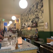Café Modern