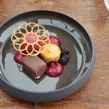 Rooftop Merckt Eten & Drinken