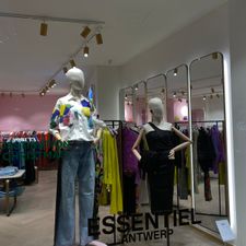 Essentiel Antwerp Outlet