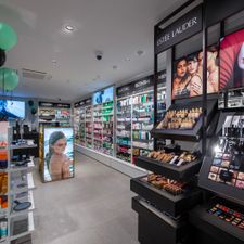 Parfumerie Douglas Tiel