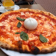 De Pizzabakkers Haarlem