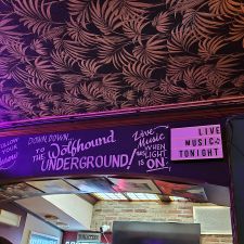 The Wolfhound Irish Bar & Kitchen