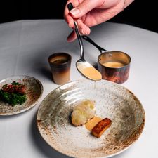 Restaurant On Cru