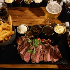 Beers & Barrels - Breda