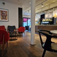 Douwe Egberts Café
